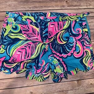 EUC Lilly Pulitzer Magnolia Scalloped Shorts Private Island sz 8